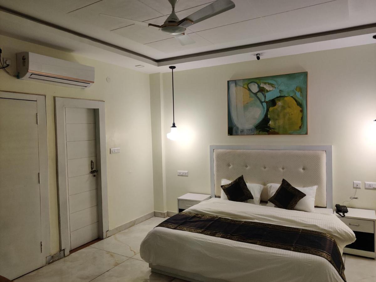 Albergue The Sweven Rishīkesh Exterior foto